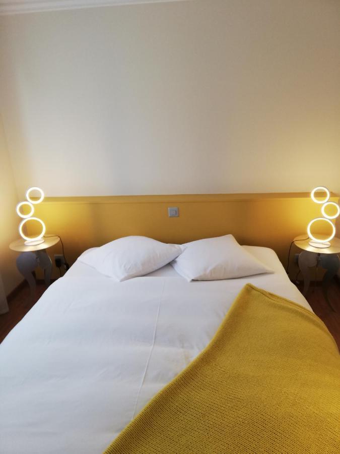 פורנטרוי Hotel Bellevue מראה חיצוני תמונה