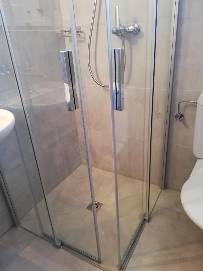 פורנטרוי Hotel Bellevue מראה חיצוני תמונה