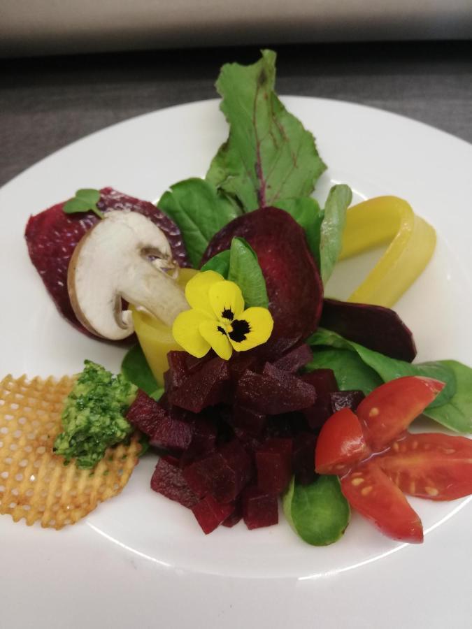 פורנטרוי Hotel Bellevue מראה חיצוני תמונה
